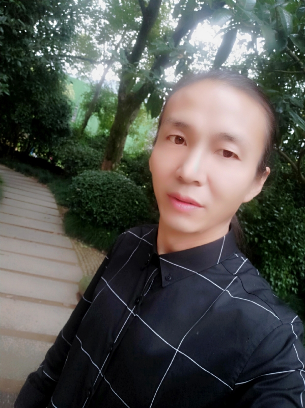北方的狼的第一张照片--杭州中老年相亲网