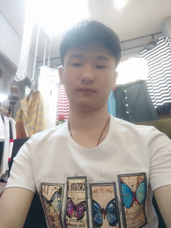 许你一世的第一张照片--杭州中老年相亲网